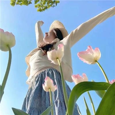 妓女。演员。皮条客
